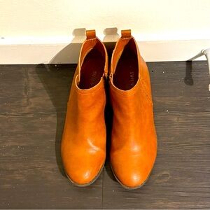Sun and Stone Women's Tan Ankle Boots